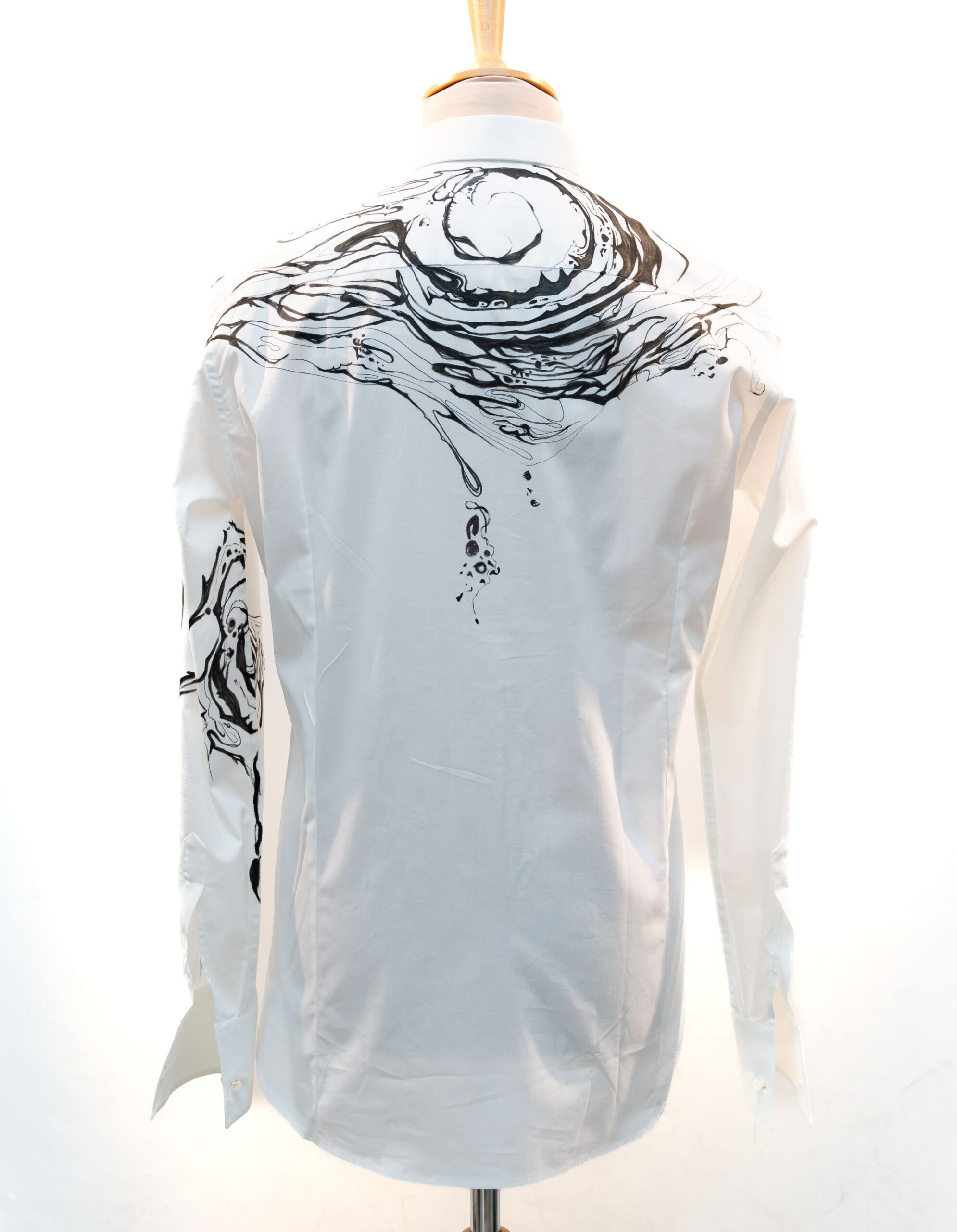 Camicia motivo maremoto