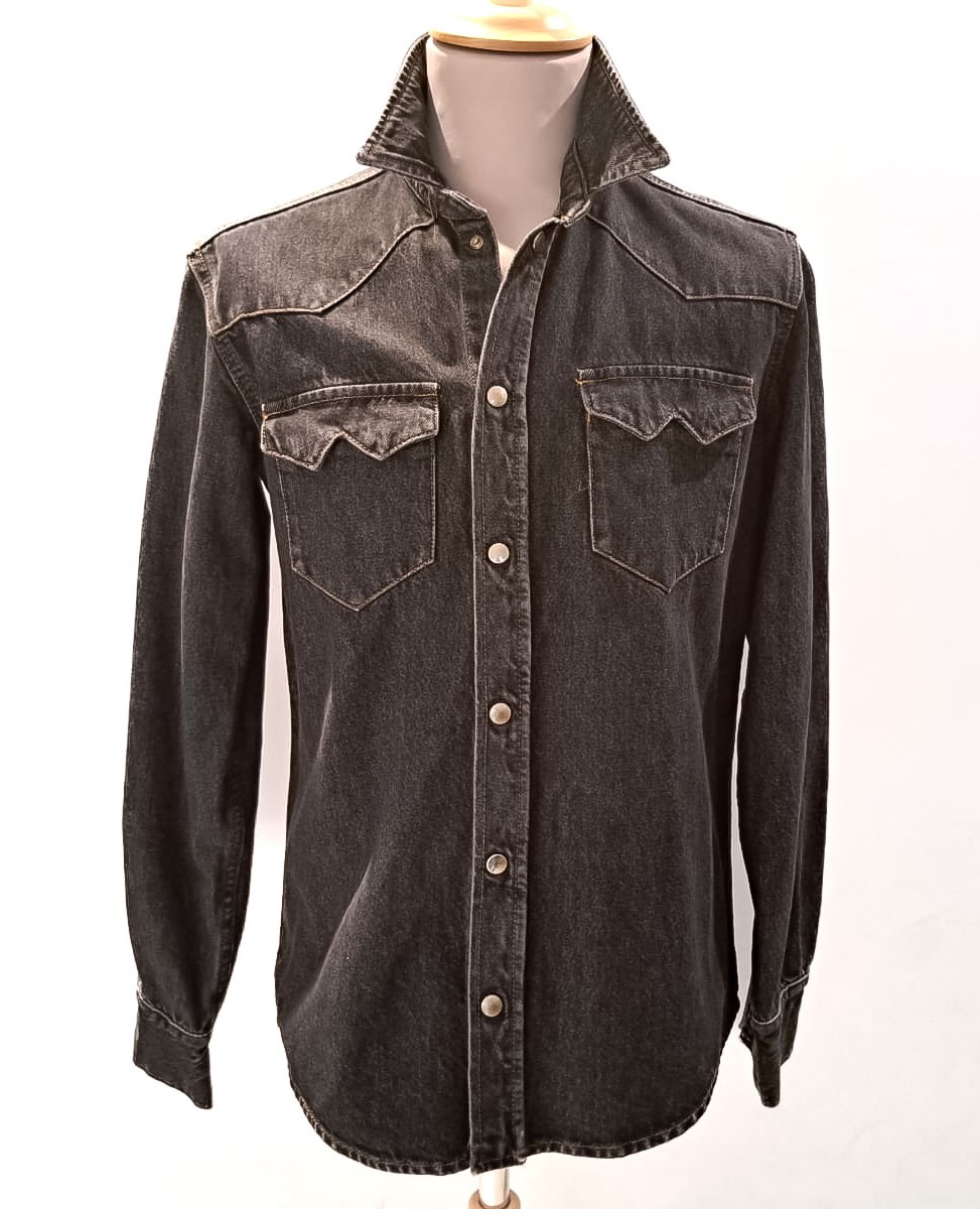 Camicia jeans motivo mano stilizzata - immagine 3